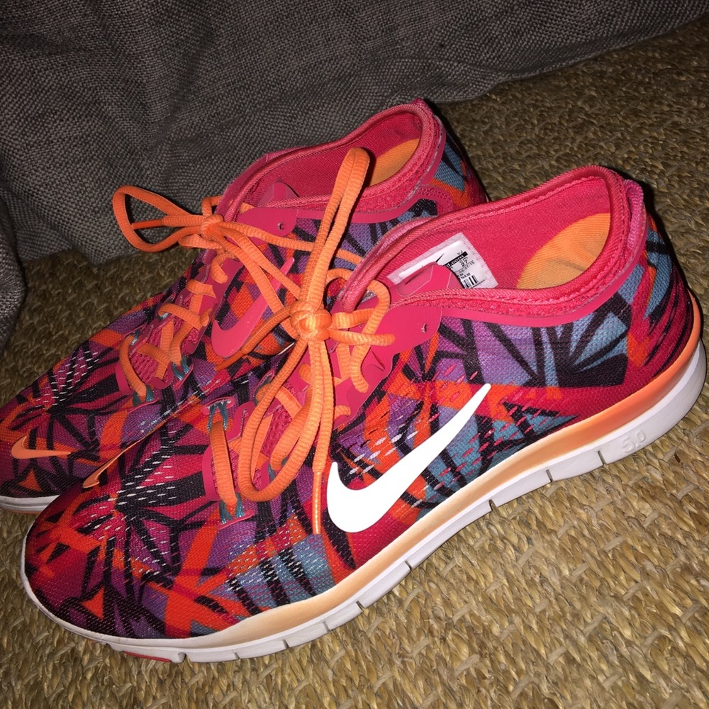 Nike Women’s Free-Runs